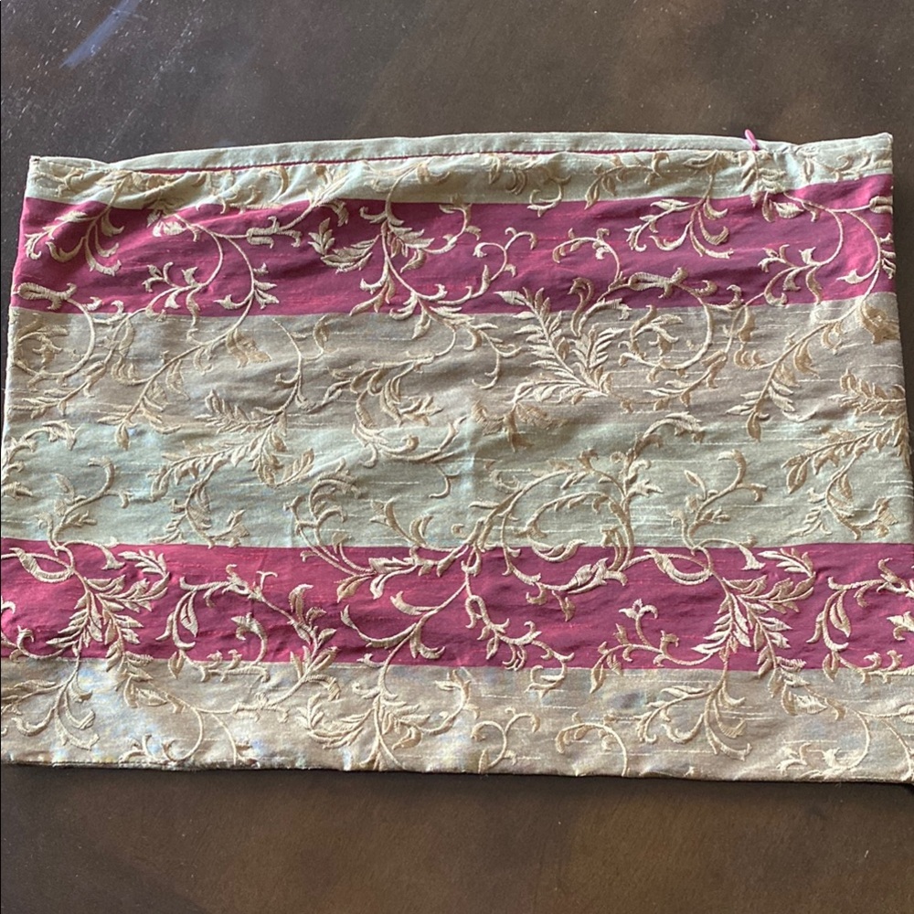 Elegant Floral Patterned Pillow Covers